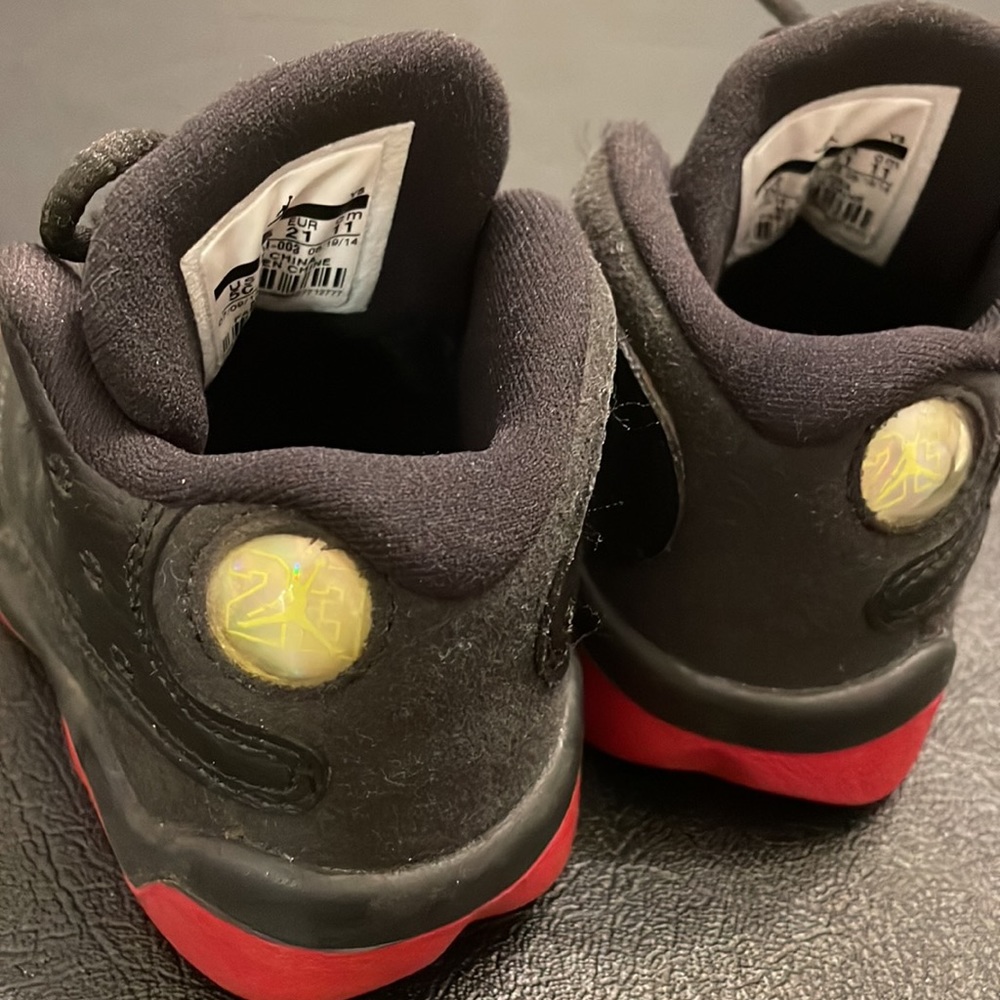 Toddlers Jordan 13s - Picture 4 of 5